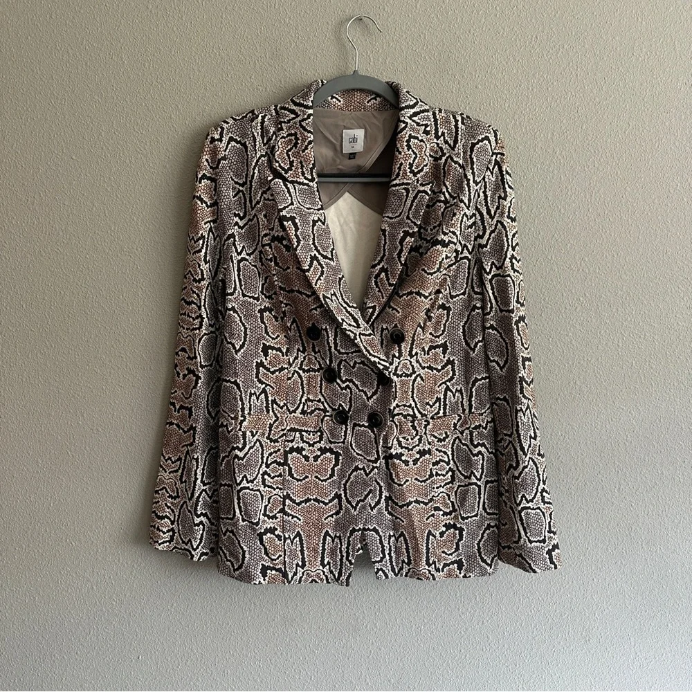 CAbi Tan Snake Pattern Double Breasted Stretch Blazer 14 - Picture 2 of 14